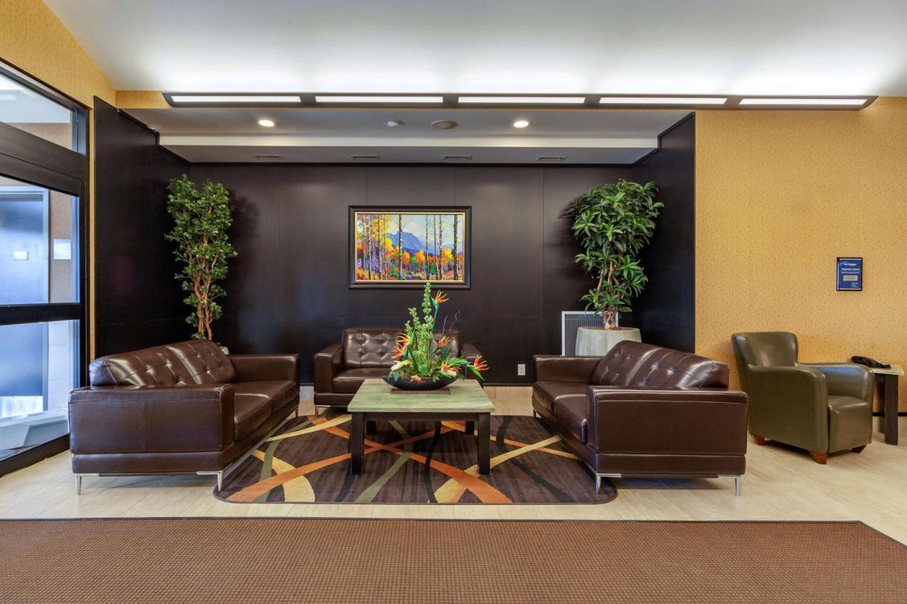 Best Western Plus Drayton Valley All Suites Экстерьер фото