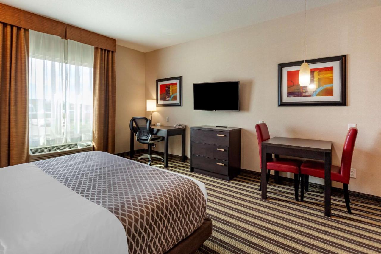 Best Western Plus Drayton Valley All Suites Экстерьер фото